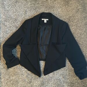 Short black tuxedo style in black